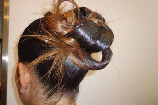 Antonella Hair Style & Beauty