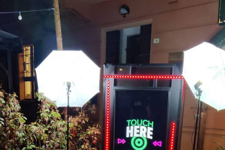 Photo Booth - MagicBox by Pura