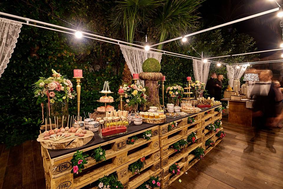 Sweet Table Rustic Style
