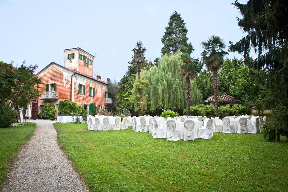 Villa e allestimento