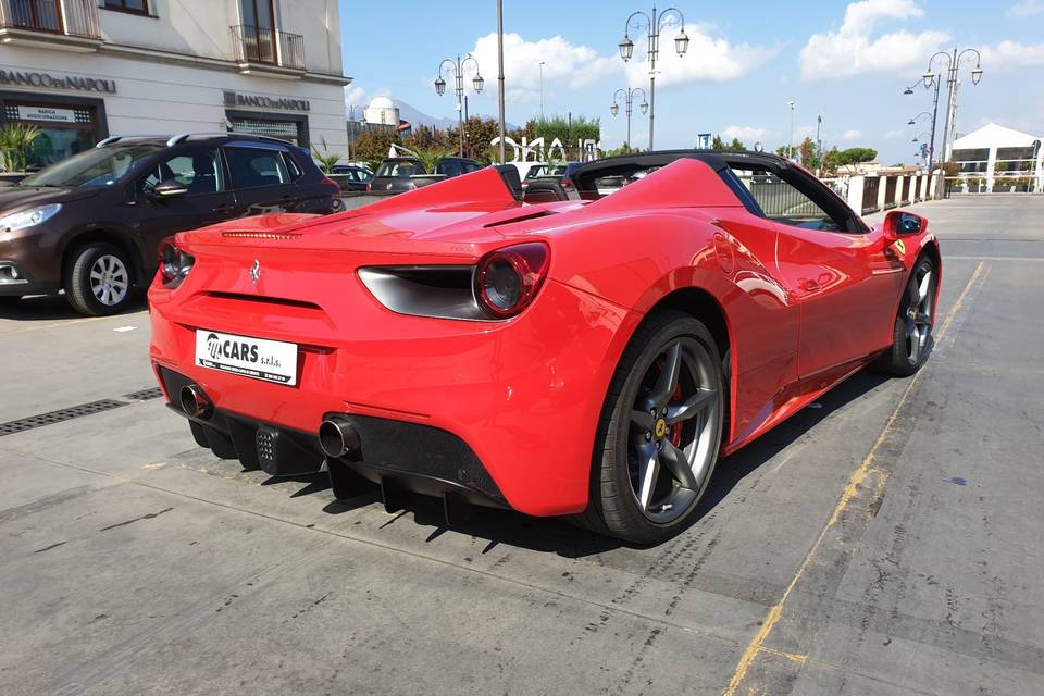 Ferrari 488