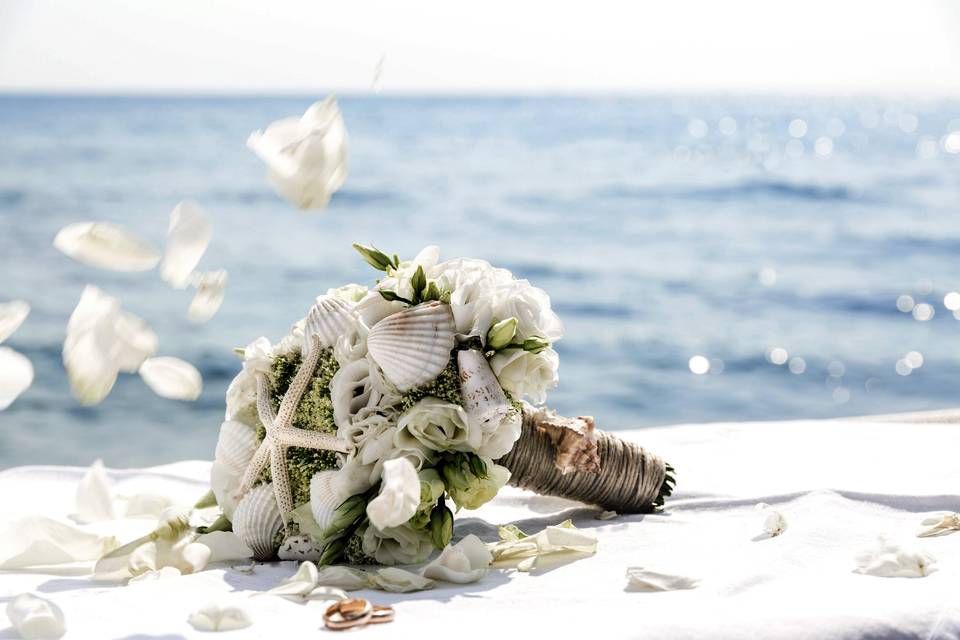 Bouquet sulla spiaggia