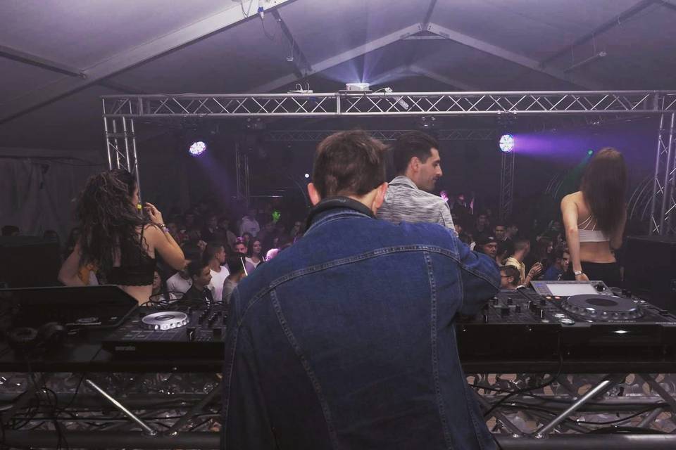 Dj set