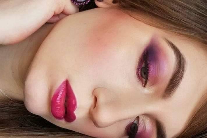 Colorful make up