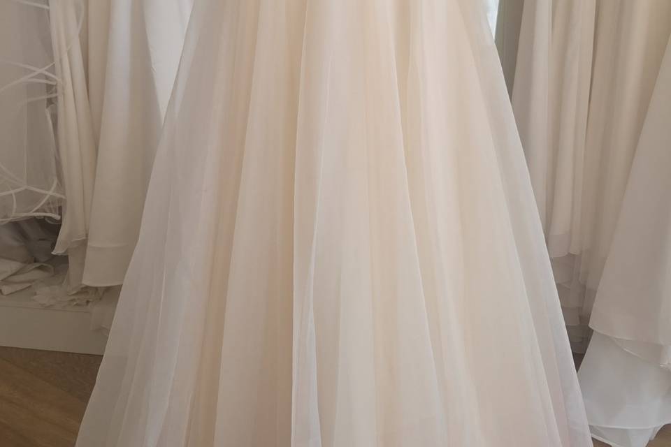 Abito sposa color pesca