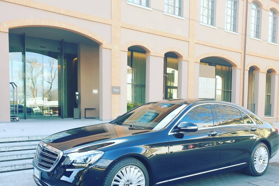 Mercedes SClass limousine