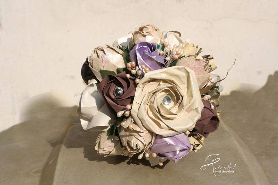 Bouquet rose di carta