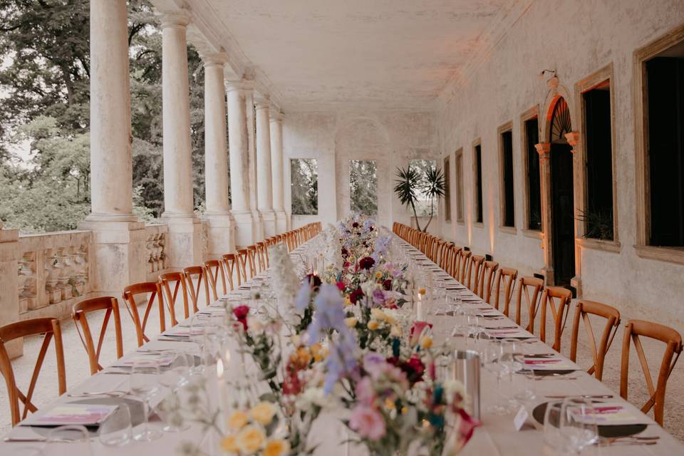 Villa Mezzalira-Imperial Table
