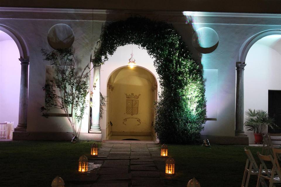 Chiostro notturno
