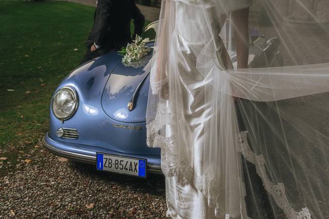 Foto sposi vintage car