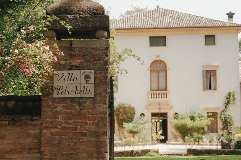 Villa petrobelli