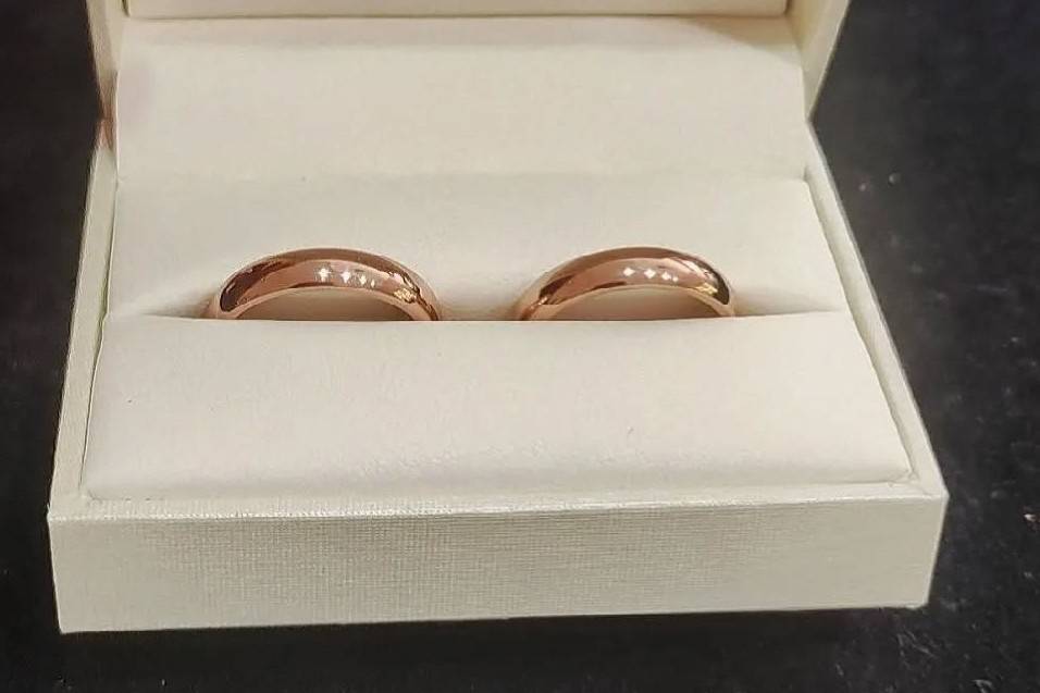Fedi in oro rosa 18 kt