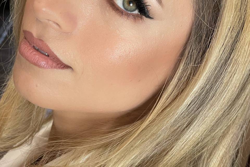 Natural make-up