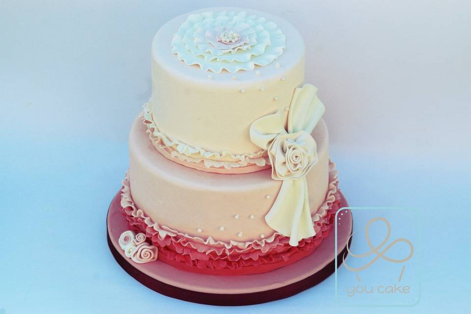 Wedding cake con frill