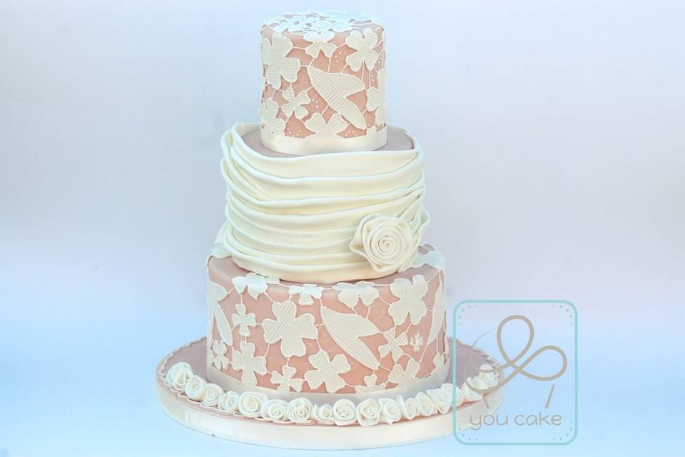 Wedding cake con pizzi