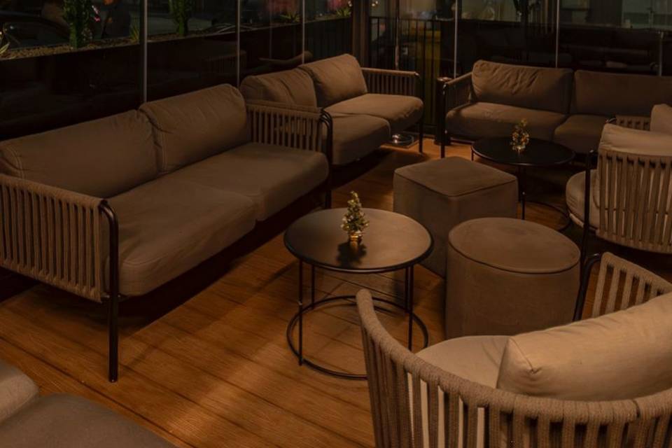 Vivo Lounge