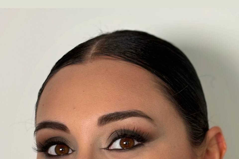 Smokey eyes