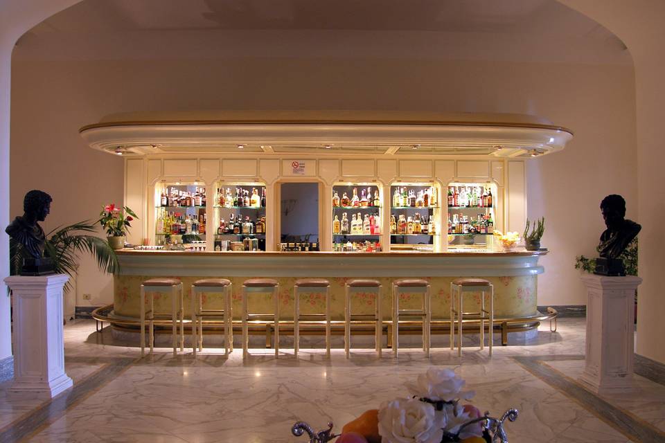 Venus bar