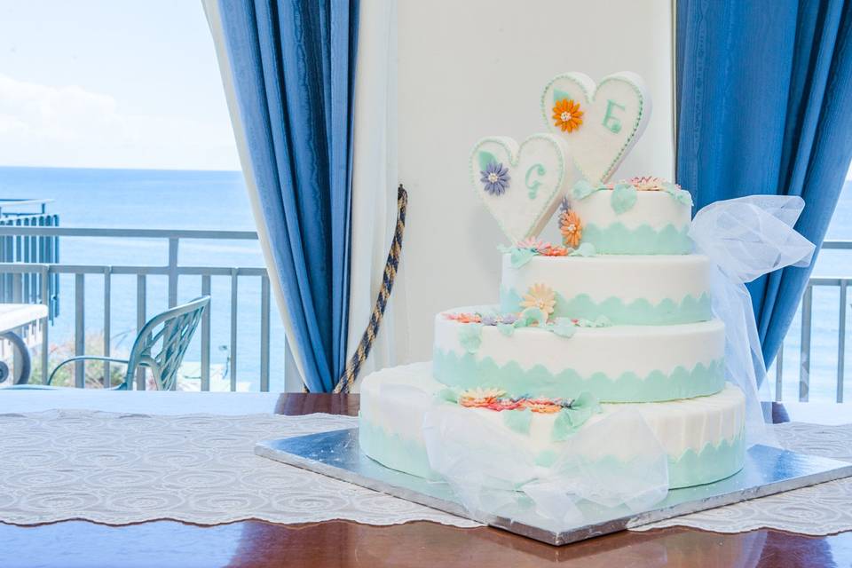 Wedding cake con vista mare