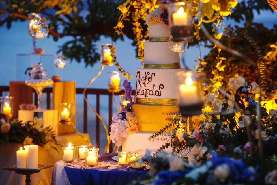 Wedding cake con vista mare