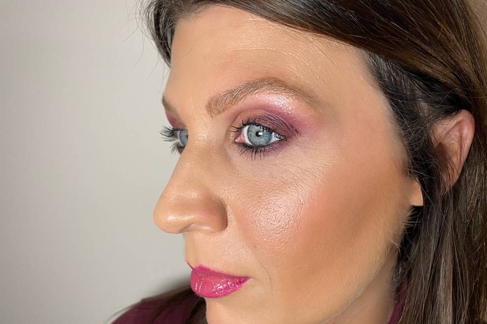Niki Make-Up
