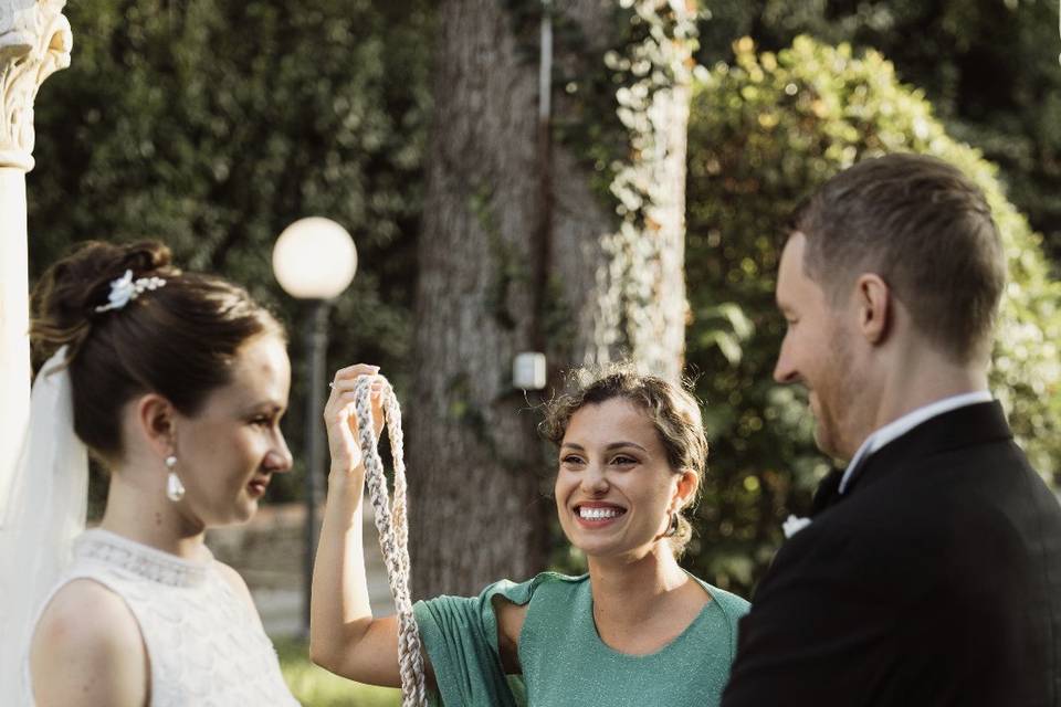 The handfasting ritual- smile!