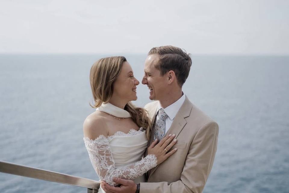 H&B