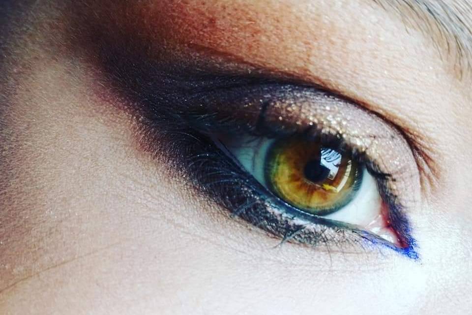 Nude eye