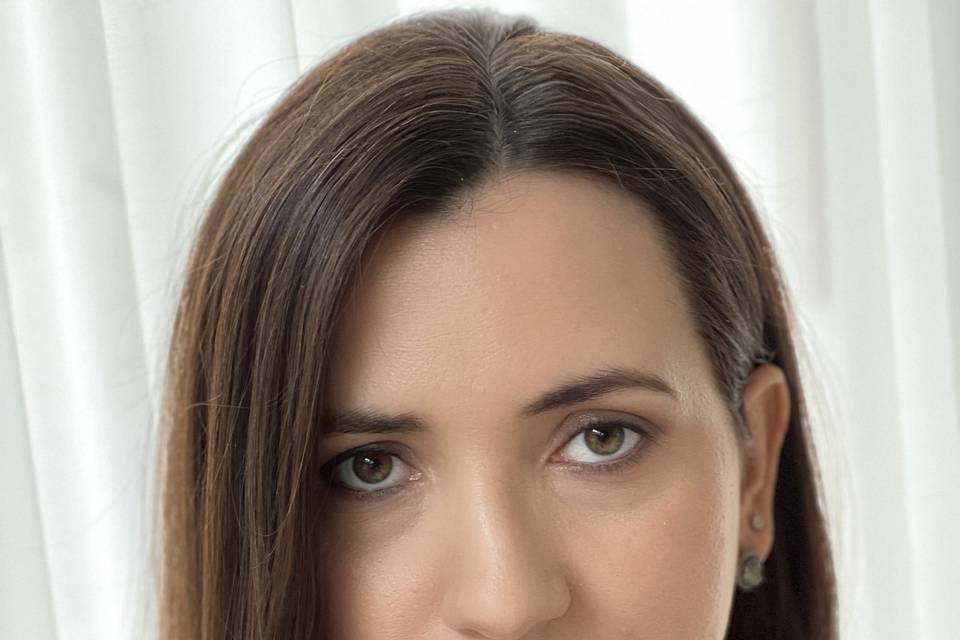 Trucco serata dai toni freddi