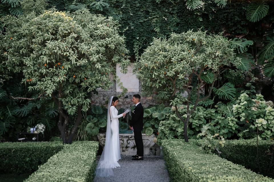 Elopement in Sicily