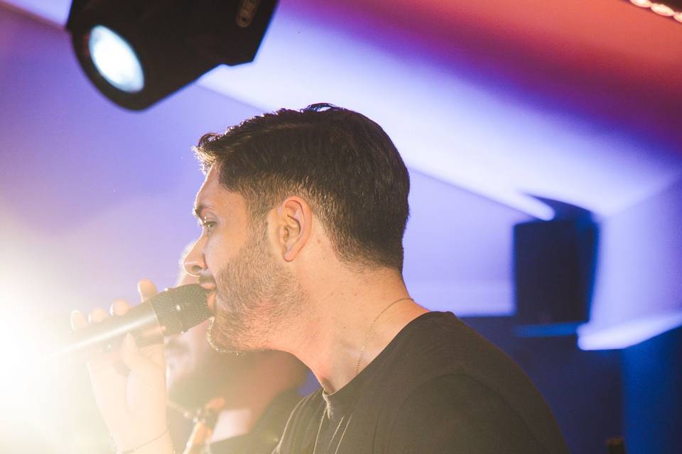 Show live
