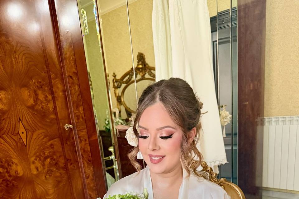 👰‍♀️🤍