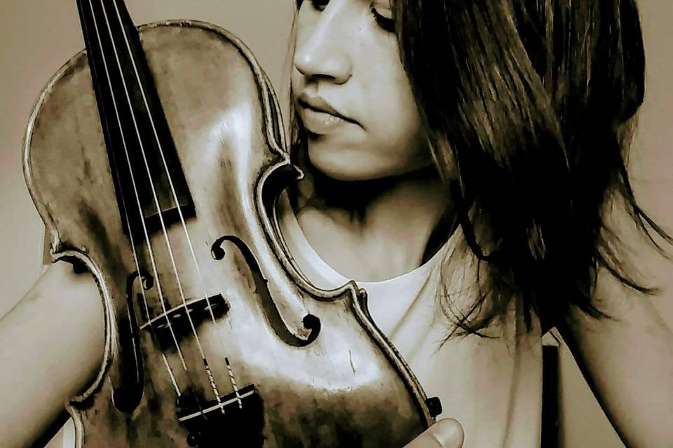 Laura Violinista
