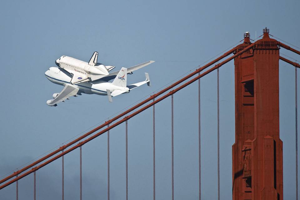 Space shuttle