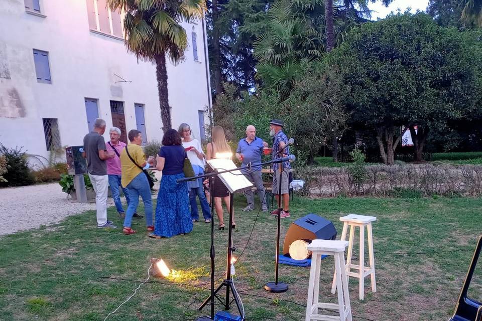 Musica in villa