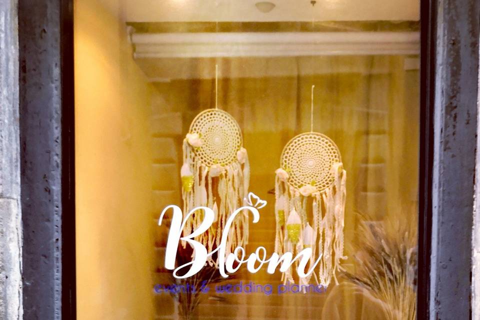 Bloom - events & wedding planner