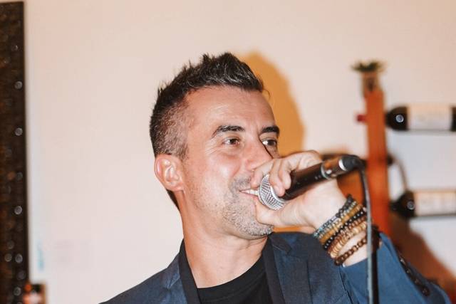 Eros DJ Set e Intrattenimento