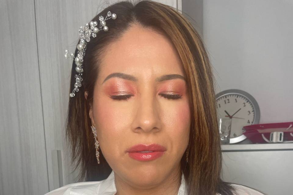 Yessi Make-up