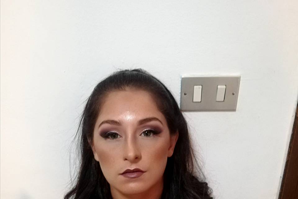 Glamour make up