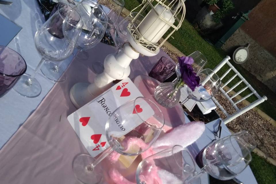 Alice in wonderland wedding