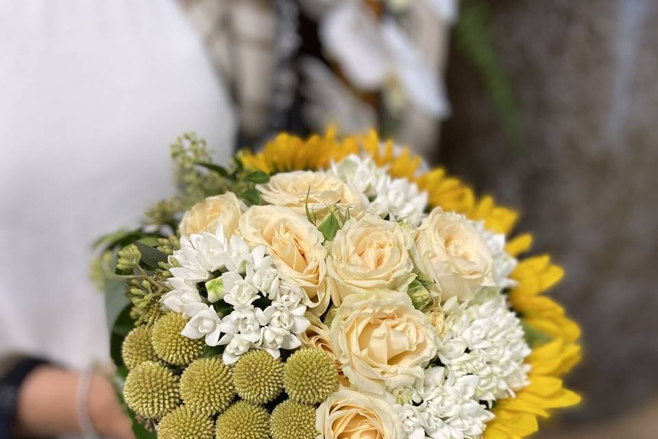 Bouquet con girasoli