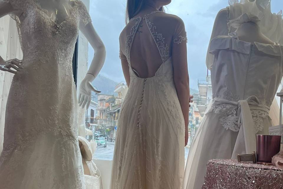 Abito da sposa delicato