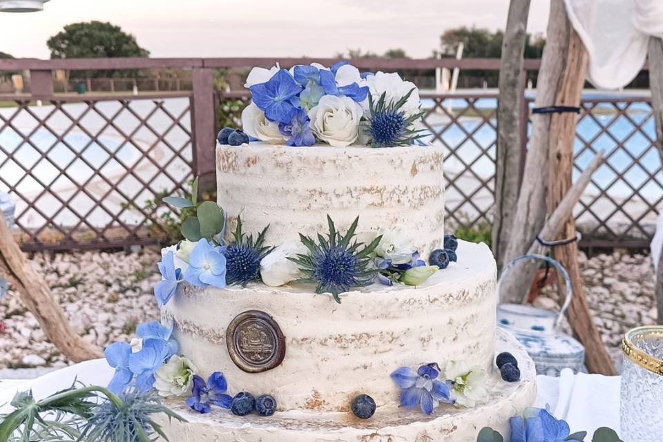 Wedding cake vegan