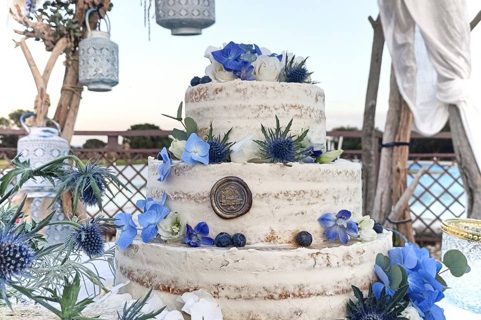 Wedding cake vegan