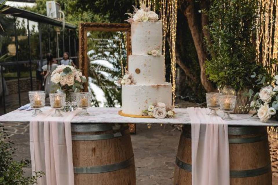 Vegan wedding cake