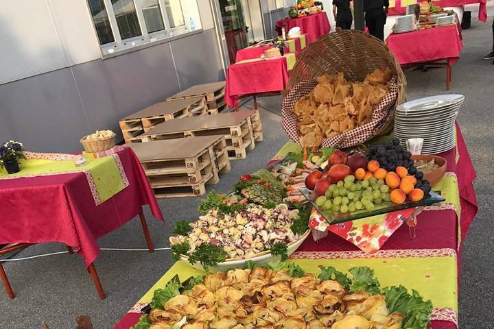 Buffet all’aperto