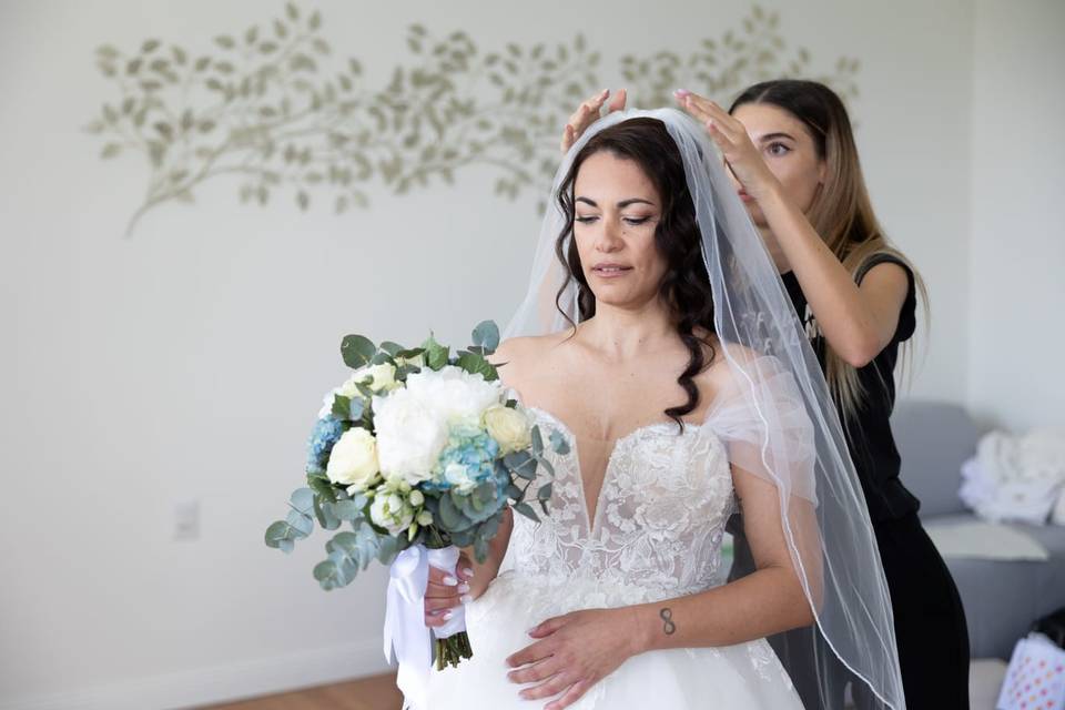Hair & MakeUp