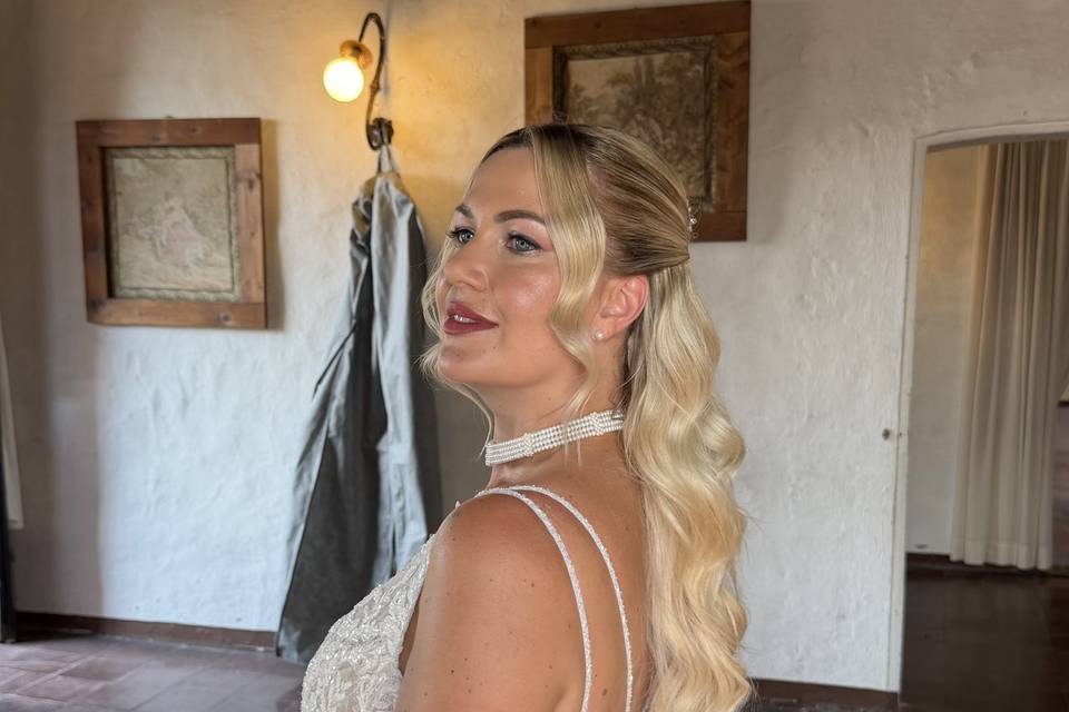 Hair & MakeUp