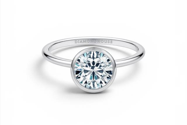 Solitario stile Bezel