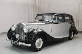 Rolls royce silver wraith